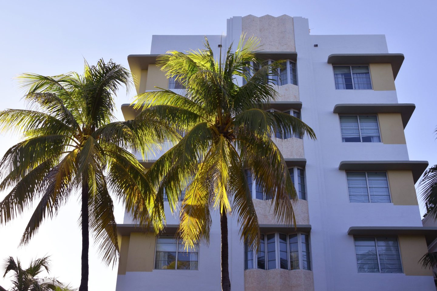 In Miami, Florida, USA, the streets of Miami Beach are lined with modern urban architecture, featuring vibrant and sleek building facades that capture the city&#039;s dynamic and contemporary atmosphere.